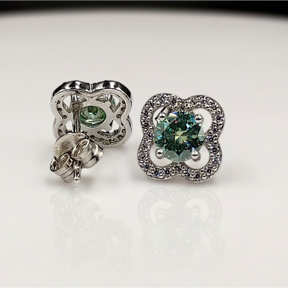 Certified 1CT Blue Green Moissanite Four-Leaf Halo Cluster Stud Earrings - Picture 5 of 8